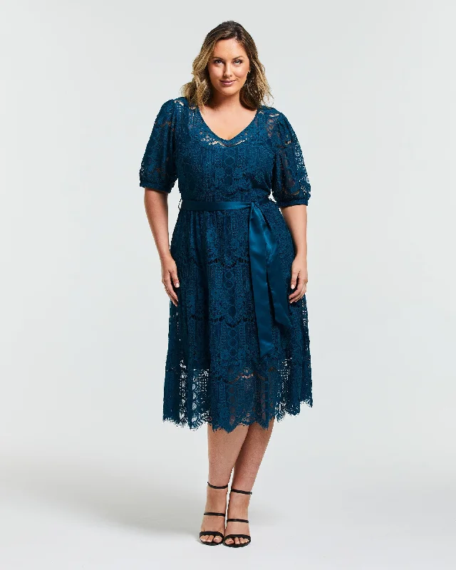 Take Advantage Lakeside Dress | Teal
