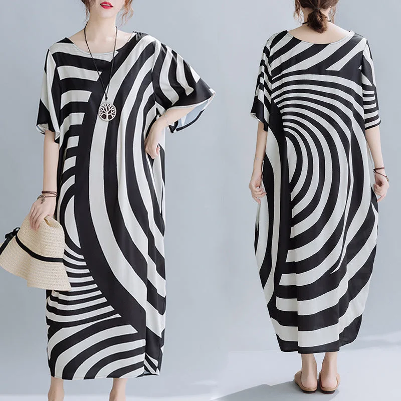 Special Savings Loose Striped Printed Maxi Dress