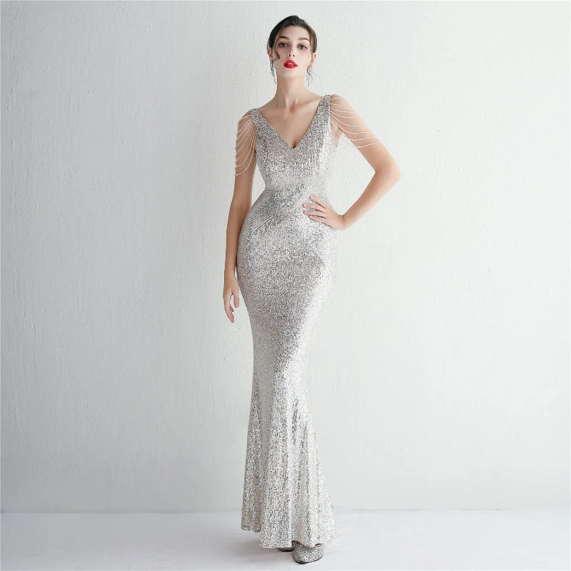 Clearance Sale The Embroidery Technique Creates A Slimming And Elegant Floor Length Dress Clearance Sale The Embroidery Technique Creates A Slimming And Elegant Floor Length Dress
