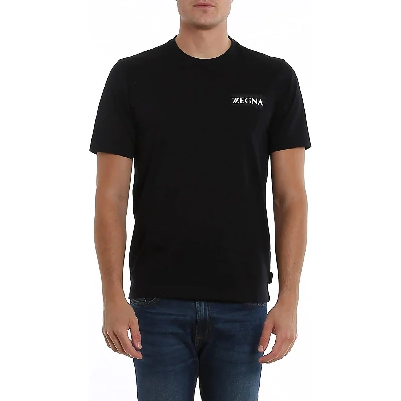 New Markdowns Plaque Logo Short Sleeve Crew Neck T-Shirt in Black