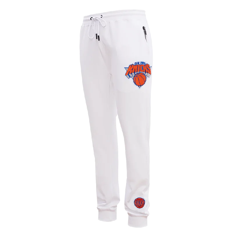 Bargain Blast NBA NEW YORK KNICKS CLASSIC CHENILLE MEN'S JOGGER (WHITE)